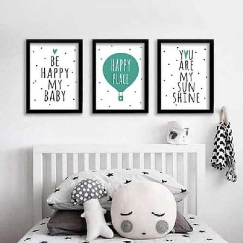 15. Decoração com quadros com frases para quarto infantil – Foto: Pinterest