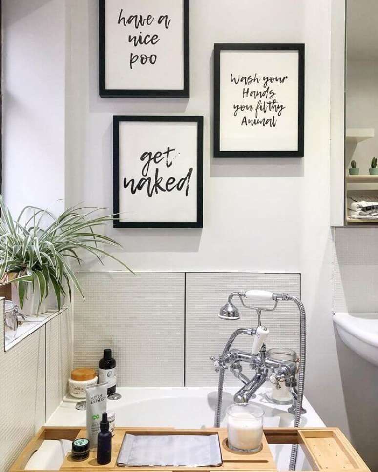 26. Você pode usar vários quadros decorativos com frases em um mesmo ambiente – Foto: Home Fashion Trend