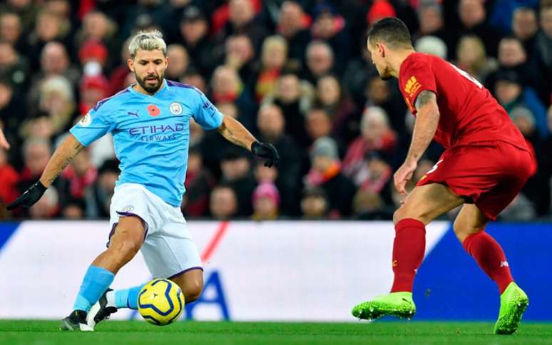 Além da Amazon, Sky Sports e BBC também irão transmitir partidas da Premier League (Foto: PAUL ELLIS / AFP)