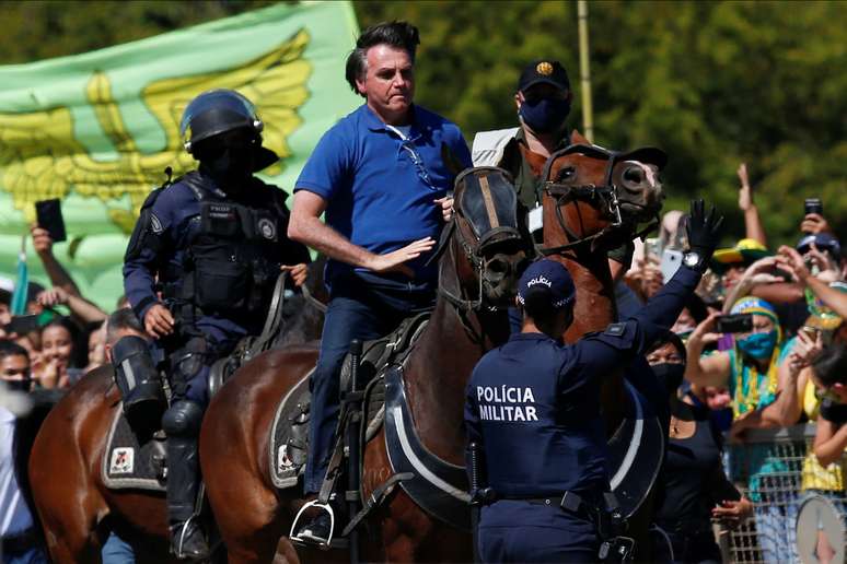 Bolsonaro participa de ato com apoiadores em Brasília
31/05/2020
REUTERS/Ueslei Marcelino