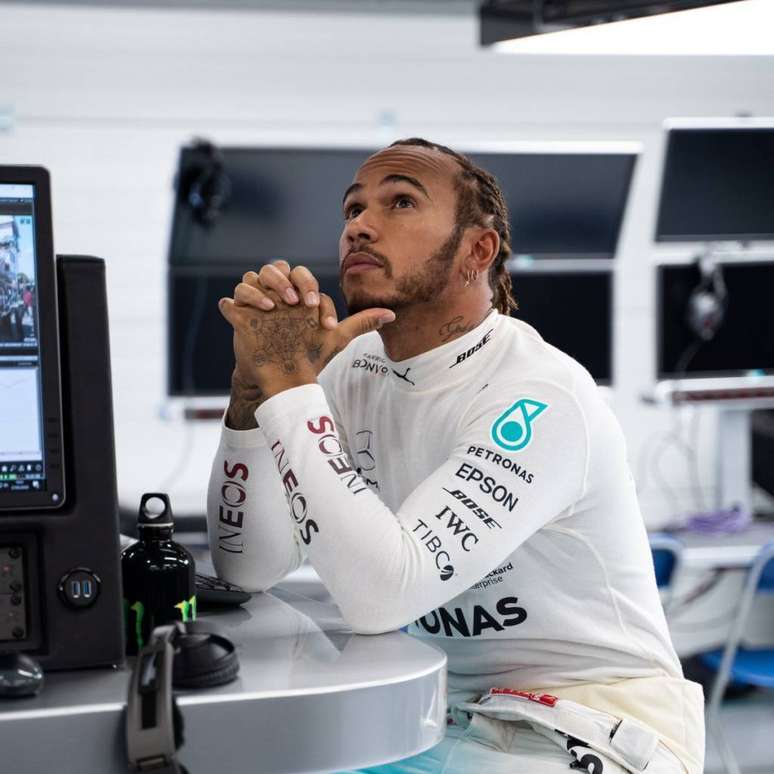 Hamilton é o único piloto negro da Fórmula 1 (Foto: Reprodução/Lewis Hamilton)