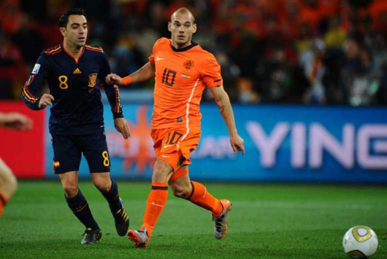 Na Copa do Mundo de 2010, Sneijder foi o grande condutor da Holanda até a final (LLUIS GENE / AFP)