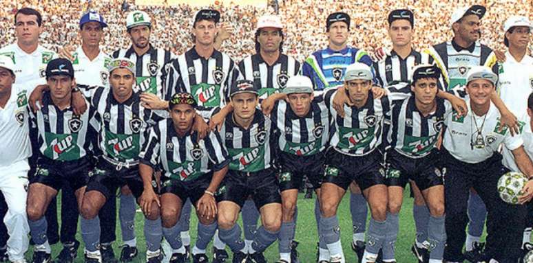 Time do Botafogo em 1995 (Foto: Site Oficial Botafogo)