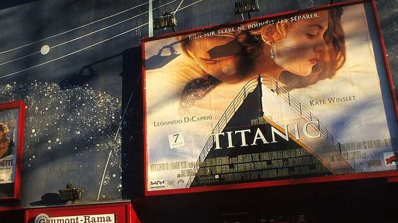 Segundo Hindman, uma das pe&ccedil;as do Compositor 'pegou emprestado' passagens da popular can&ccedil;&atilde;o do filme Titanic