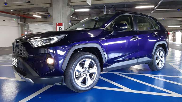 Toyota RAV4: variação der 12,47% no preço de janeiro a dezembro, segundo o KBB.