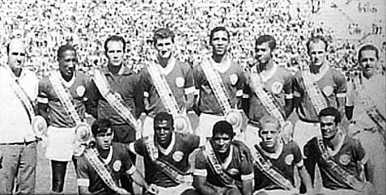 O Palmeiras foi campeão tanto do Robertão (foto) quanto da Taça Brasil em 1967 (Foto: Reprodução de internet)