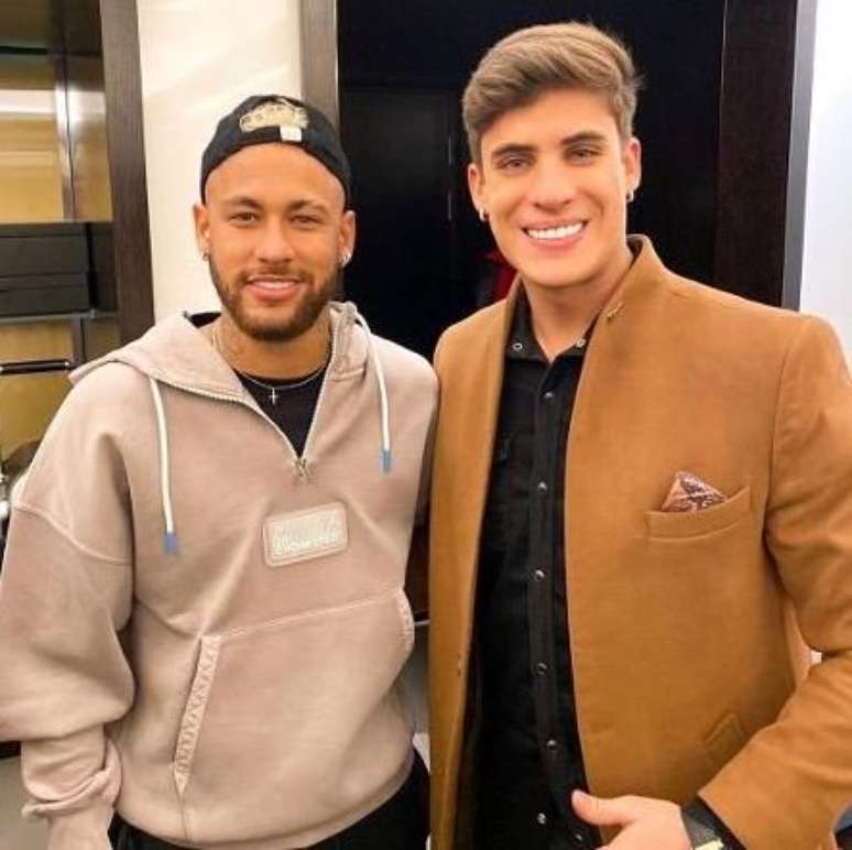 Neymar ao lado de Tiago Ramos (Foto: Reprodução/Instagram)