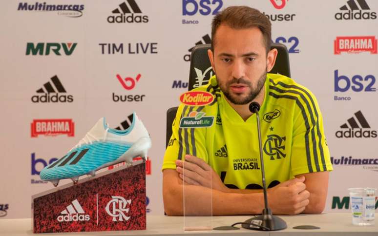 Everton Ribeiro, o capitão do Flamengo, organiza série de lives com a temática racial (Foto: Divulgação/Flamengo)