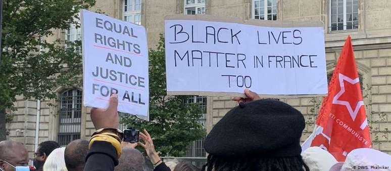 "Vidas negras importam também na França": protesto em Paris 