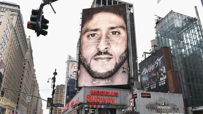 A Nike colheu benefícios de sua campanha com Colin Kaepernick, mas foi questionada por suas políticas internas de diversidade