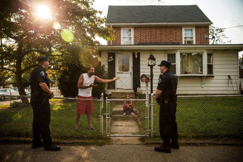 Melhorar a conviv&ecirc;ncia entre pol&iacute;cia e cidad&atilde;os era um dos objetivos da mudan&ccedil;a