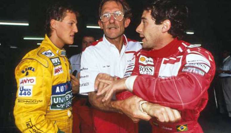 Schumacher e Senna numa briga fora da pista: dois S gigantes.