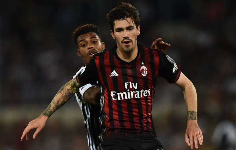 Na atual temporada, Romagnoli participou de 29 partidas, não marcou gols e nem deu assistências(Foto: AFP)