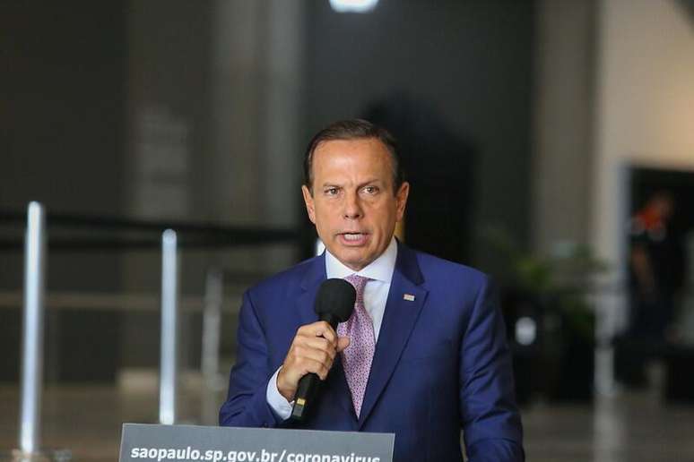 Doria anuncia treinamento para evitar abusos da PM nas ruas