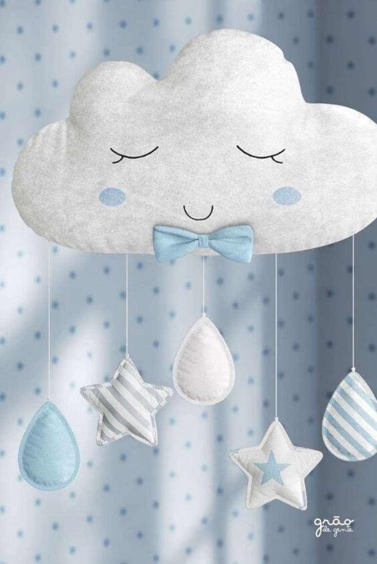 47. O quarto de bebê decorado com nuvem de feltro fica ainda mais bonito – Via: Grão de Gente