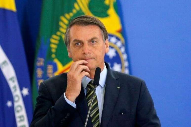 "Eu estou fora das eleições municipais", arremata Bolsonaro