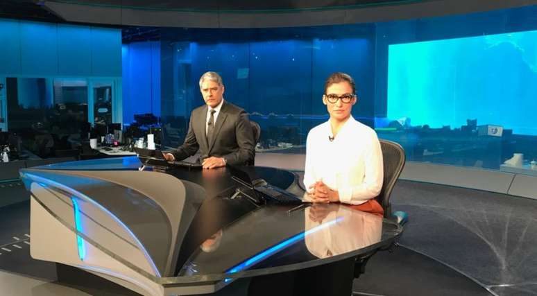 William Bonner e Renata Vasconcellos personalizam o jornalismo crítico da Globo em relação à postura de Bolsonaro no enfrentamento da pandemia de covid-19 no Brasil