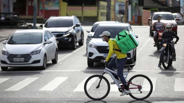 Entregadores prometem 'paralisar' o serviço em 1º de julho