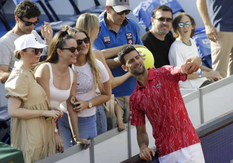 Djokovic durante etapa do Adria Tour em Belgrado, Sérvia