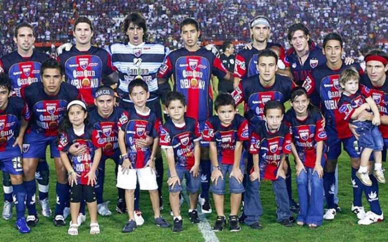 Fundado em 1916, o Atlante foi campeão mexicano em três oportunidades: 1946-47, 1992-93 e Apertura 2007(Foto: Divulgação)