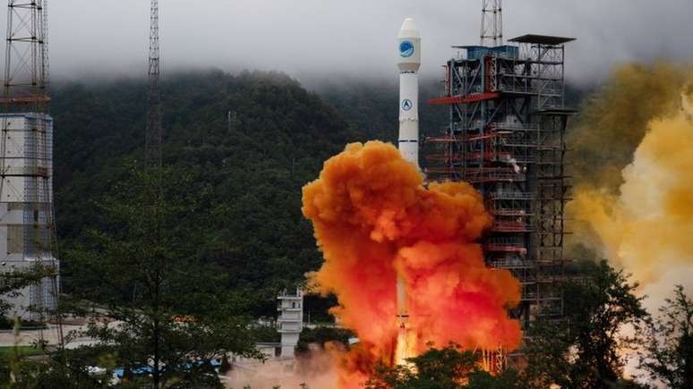 Com o lançamento do foguete Longa Marcha 3B, a China colocou em órbita o satélite número 35 de seu sistema BDS