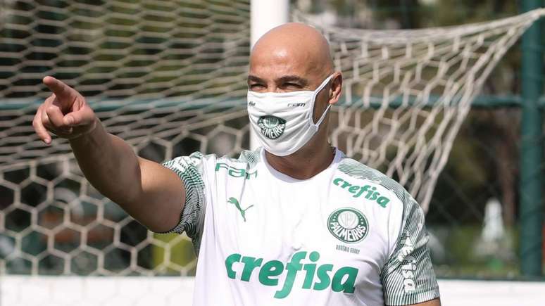 Rogério Godoy passou a trabalhar com profissionais do Grêmio com Luxemburgo (Cesar Greco/Agência Palmeiras)