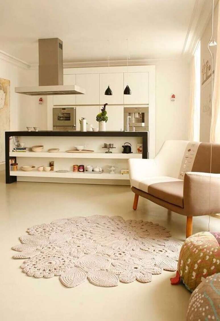 15. Veja como fazer um tapete artesanal para sala de estar – Via: Pinterest