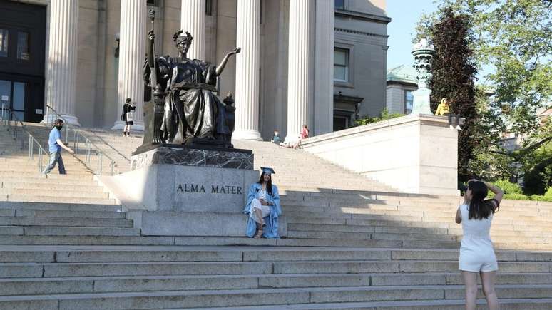 Ir para a faculdade compensa para a maioria das pessoas, apesar dos aumentos nas mensalidades