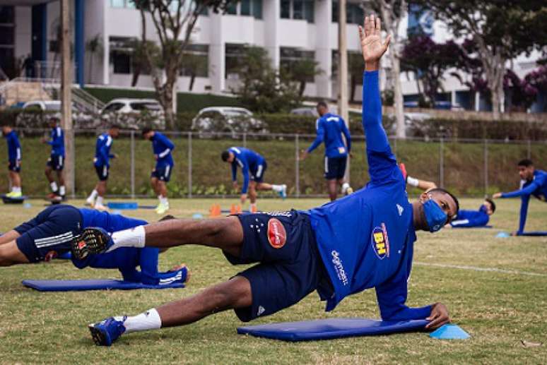 Thiago já está trabalhando com os companheiros na Toca da Raposa II-(Gustavo Aleixo/Cruzeiro)