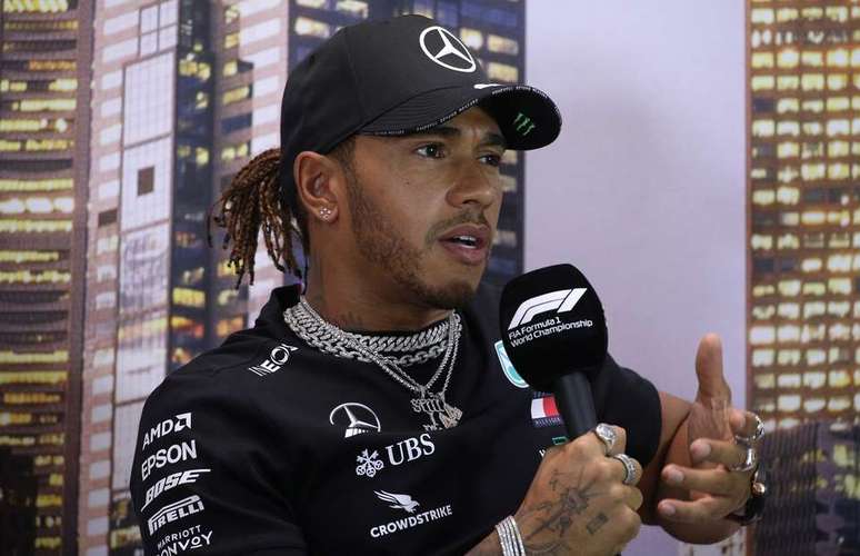 Lewis Hamilton: “Experimentei racismo em minha vida e vi minha família e amigos experimentando racismo&#034;.