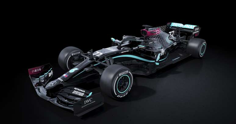 Mercedes W11 número 77 de Bottas: Flecha de Prata na cor preta.