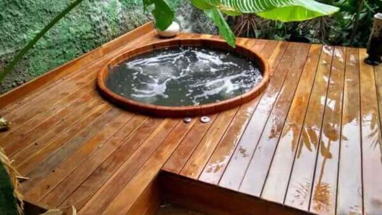 4. Tipos de madeira cedro para hidromassagem &ndash; Via: Madeira Madeira