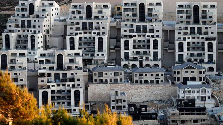 Assentamentos israelenses desafiam a lei internacional