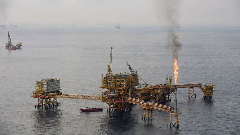 Cantarell atingiu sua produ&ccedil;&atilde;o m&aacute;xima em 2003 e depois passou a cair constantemente