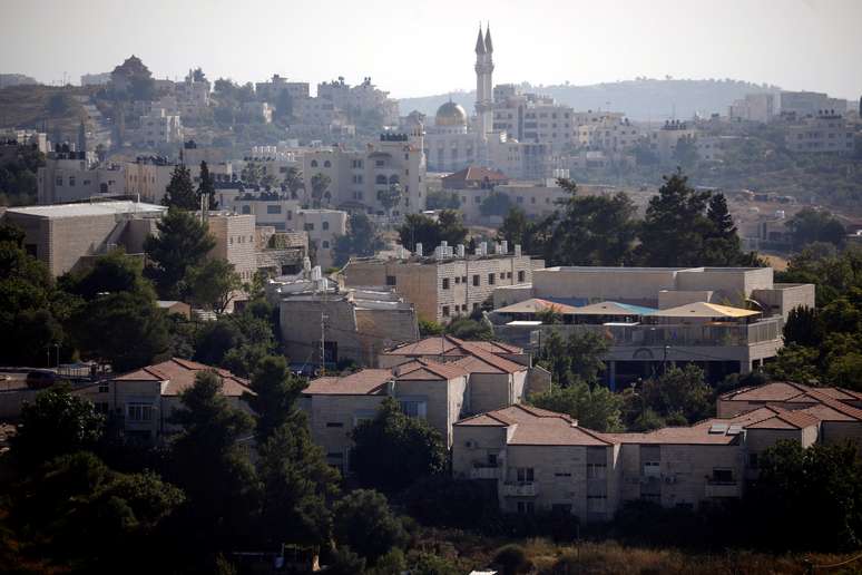 Parte do assentamento judaico de Beit El à frente de Ramallah, na Cisjordânia ocupada por Israel
01/07/2020
REUTERS/Amir Cohen