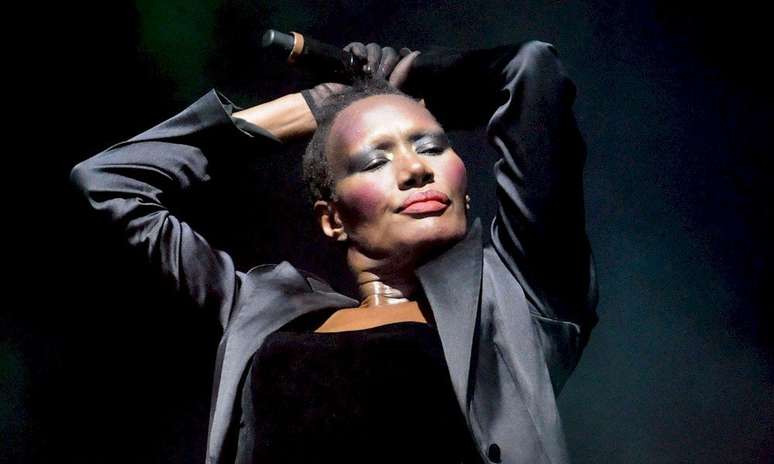 That's The Trouble (tradução) - Grace Jones - VAGALUME