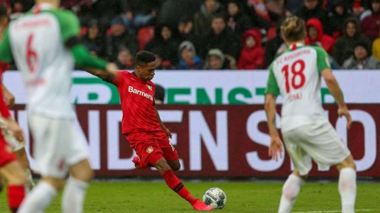 Wendell é titular do Bayer Leverkusen desde que chegou (Foto: Bayer Leverkusen/Divulgação)