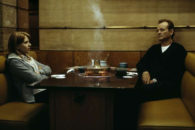 Bill Murray e Scarlett Johansson em &#039;Encontros e Desencontros&#039;, filme de Sofia Coppola (2003)
