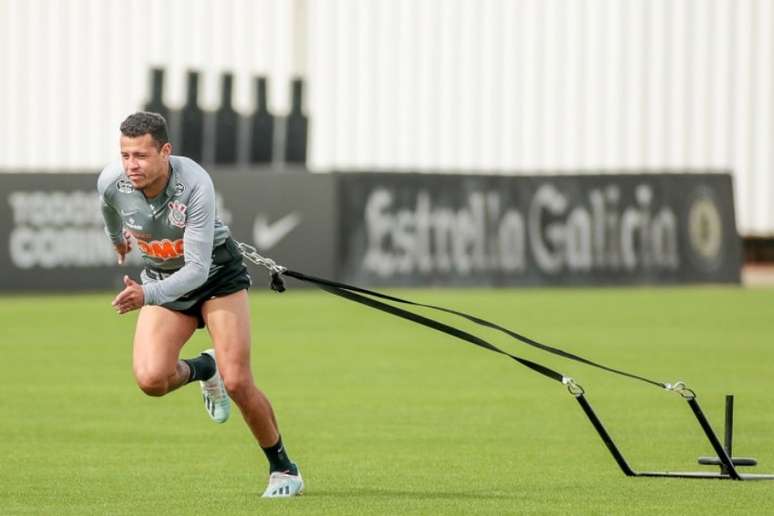 Sidcley voltou melhor fisicamente para os treinos da nova pré-temporada (Foto: Rodrigo Coca/Ag. Corinthians)
