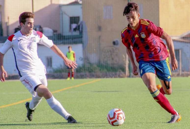 Gianluca irá se reapresentar ao Alverca, de Portugal, no próximo dia 9, na quinta (Foto: Divulgação/Alverca)