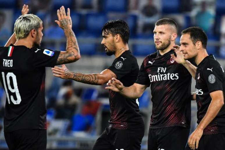 Milan ganhou a partida por 3 a 0 (Foto: Tiziana FABI / AFP)