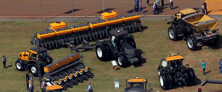 Exibição de máquinas agrícolas em feira do setor em Ribeirão Preto (SP) 
27/04/2015
REUTERS/Paulo Whitaker