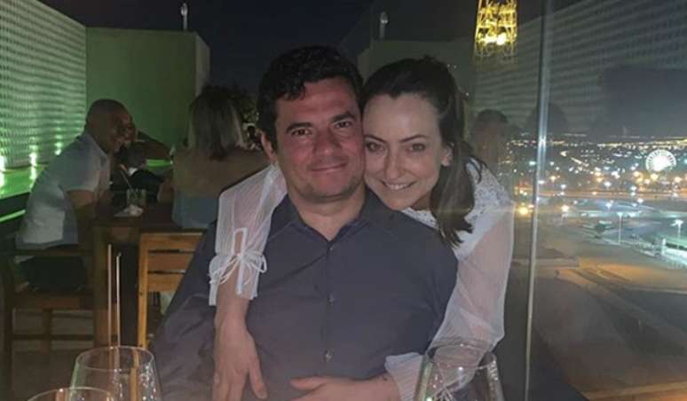 O casal Moro continua a fazer sucesso nas redes sociais mesmo após o ex-juiz da Lava Jato deixar o ministério de Jair Bolsonaro