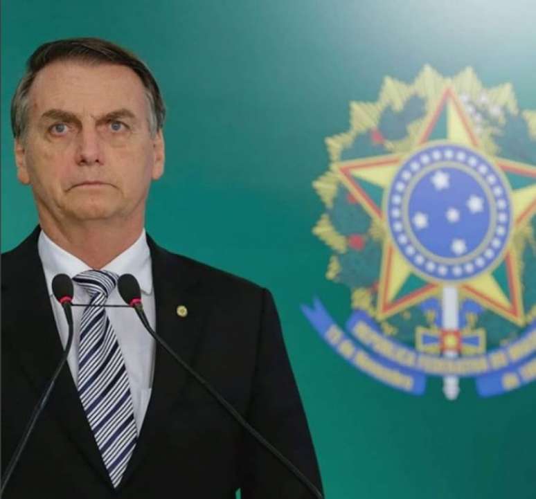 Jair Bolsonaro classificou pandemia e isolamento como "histeria", em março (Foto: reprodução/ Instagram)