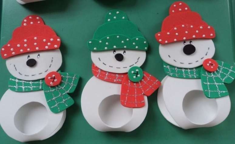 17. Temas natalinos para lembrancinhas de natal em eva. Fonte: Pinterest