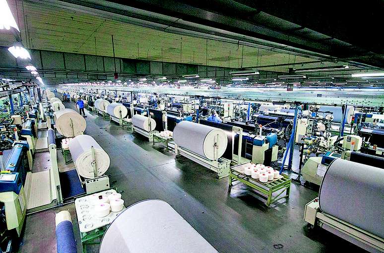 Indústria têxtil é um dos setores ainda beneficiados pela desoneração da folha.