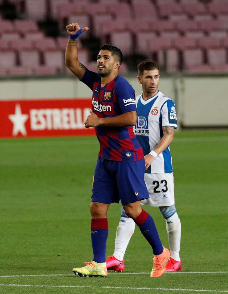 Uruguaio Suárez definiu o duelo a favor do Barcelona