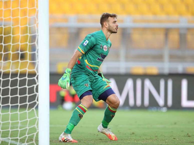 Gabriel Vasconcelos foi destaque do Lecce em vitória sobre a Lazio, vice-líder do italiano (Foto: Divulgação/Lecce)