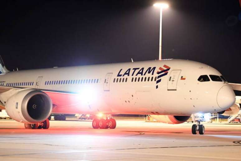 Avião da Latam Airlines em Melbourne, na Austrália