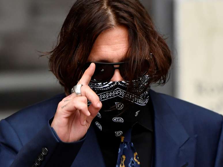 Ator Johnny Depp chega à Suprema Corte de Londres
09/07/2020
REUTERS/Toby Melville